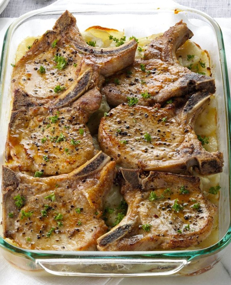 PORK CHOPS WITH SCALLOPED POTATOES – Best Recipes